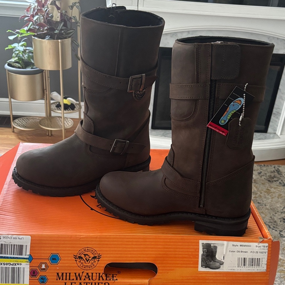 Milwaukee Brown Leather Motorcycle Boots